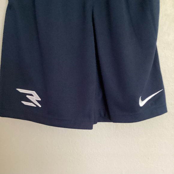 (SOLD)Nike Boys sets - Picture 12 of 13